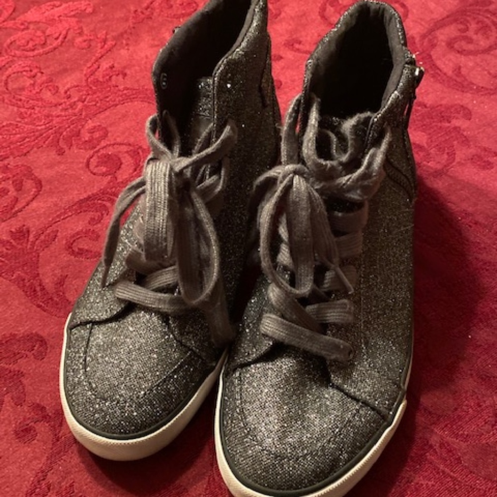 G by Guess High Top Tennies